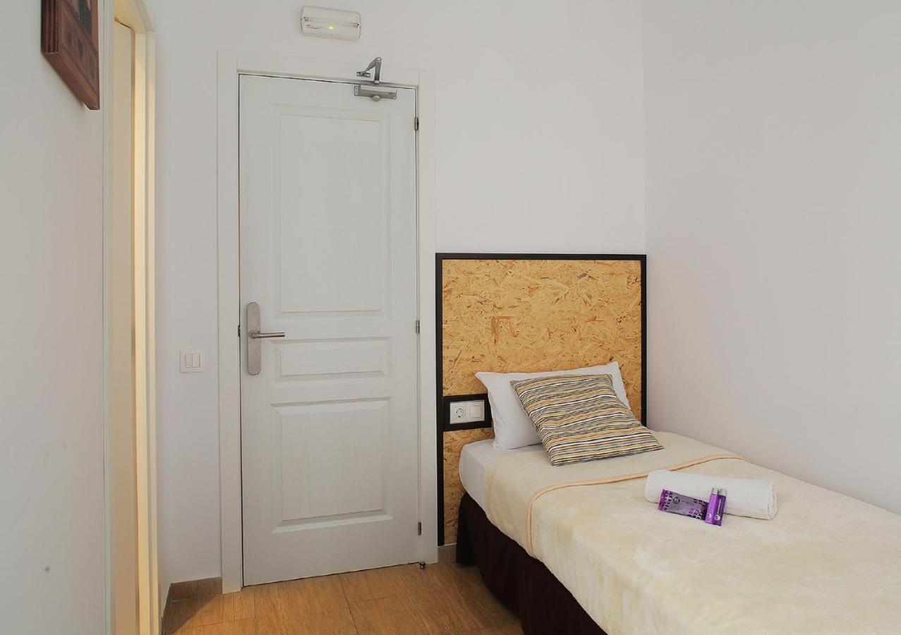 Hostal Balkonis Barcelona Eksteriør billede